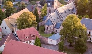 Luftperspektive auf die Heimvolkshochschule in Kohren-Sahlis